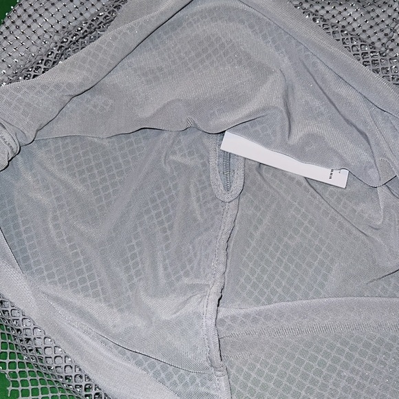 NWT WeWoreWhat Elegant White Mesh Rhinestone Skirt size 4 - Picture 8 of 10